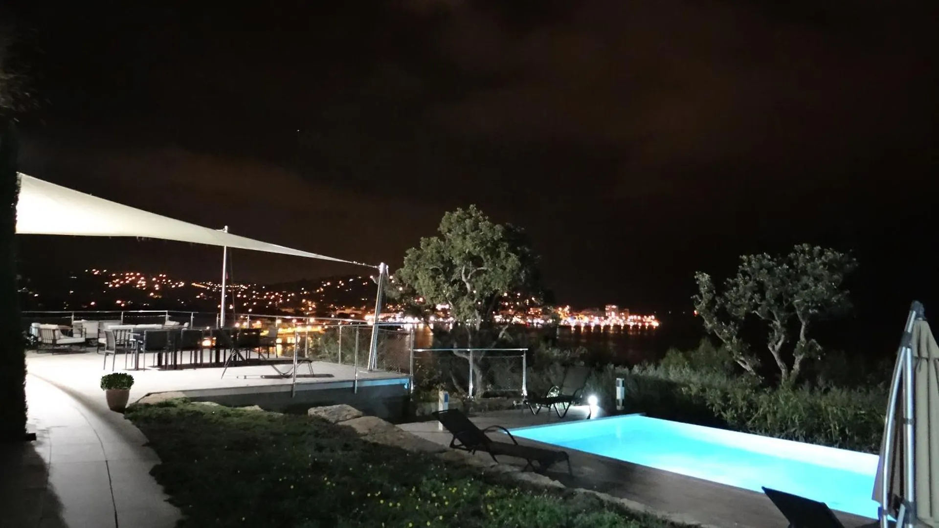 Unique ! Villa Plain-Pied Vue Exceptionnelle Golfe St Tropez A 200 M De La Plage Sainte-Maxime France
